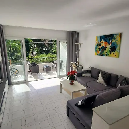 Sehr Schoenes In Miraflores 아파트 *