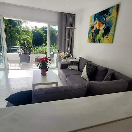 Sehr Schoenes In Miraflores 아파트